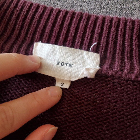 Kotn, size small, aubergine sweater - Picture 2 of 2